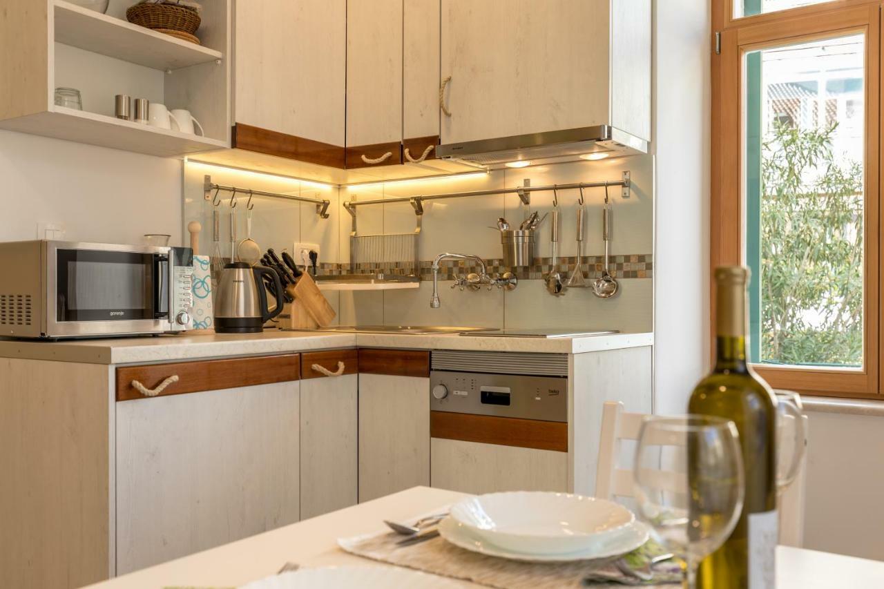 Studio Apartment Dzapo Split Zewnętrze zdjęcie
