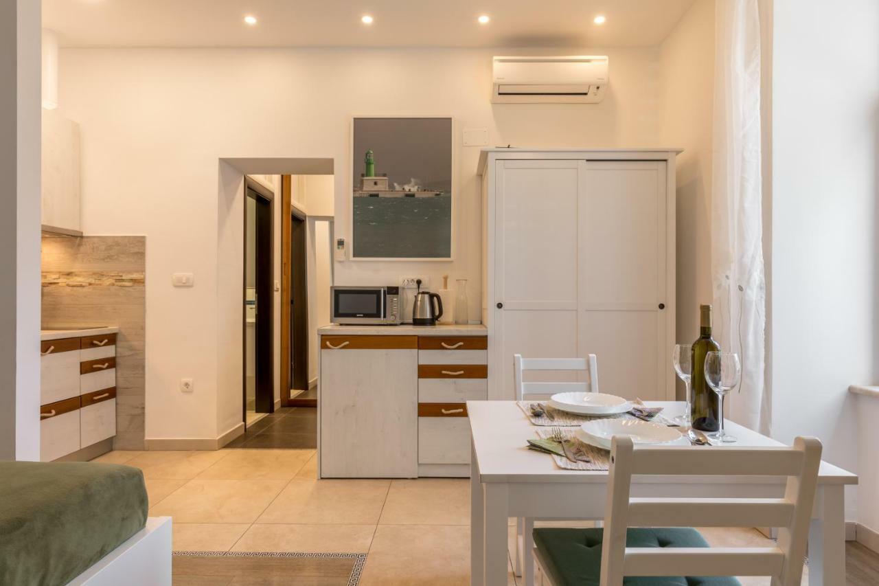 Studio Apartment Dzapo Split Zewnętrze zdjęcie